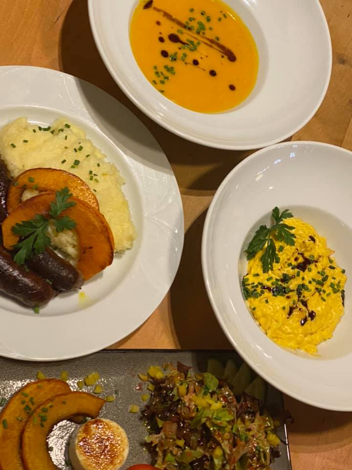 Herbst fränkischer Genußmarkt Schwarzer Bock Ansbach Bio Boutique Hotel 30.9. – 3.10. Fränkischer Genussmarkt – Gutes aus der Region
Promenade - oder gepflegt im Schwarzer Bock den Herbst schmecken